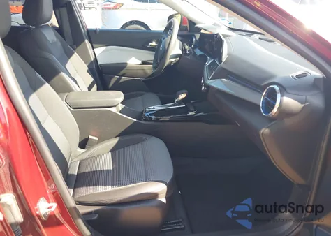 2025 Chevrolet Trax Fwd Lt z USA, uszkodzony, nr VIN KL77LHEP3SC143873